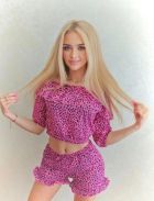 Арина, 8 916 416-73-72 Арина - проститутка с реальными фотографиями, от 7000 руб. в час
